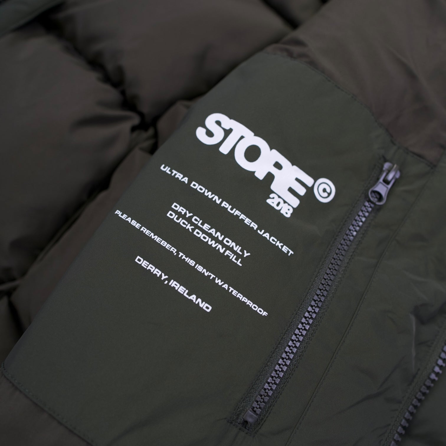 Team Ultra Down Puffer Jacket (Green)