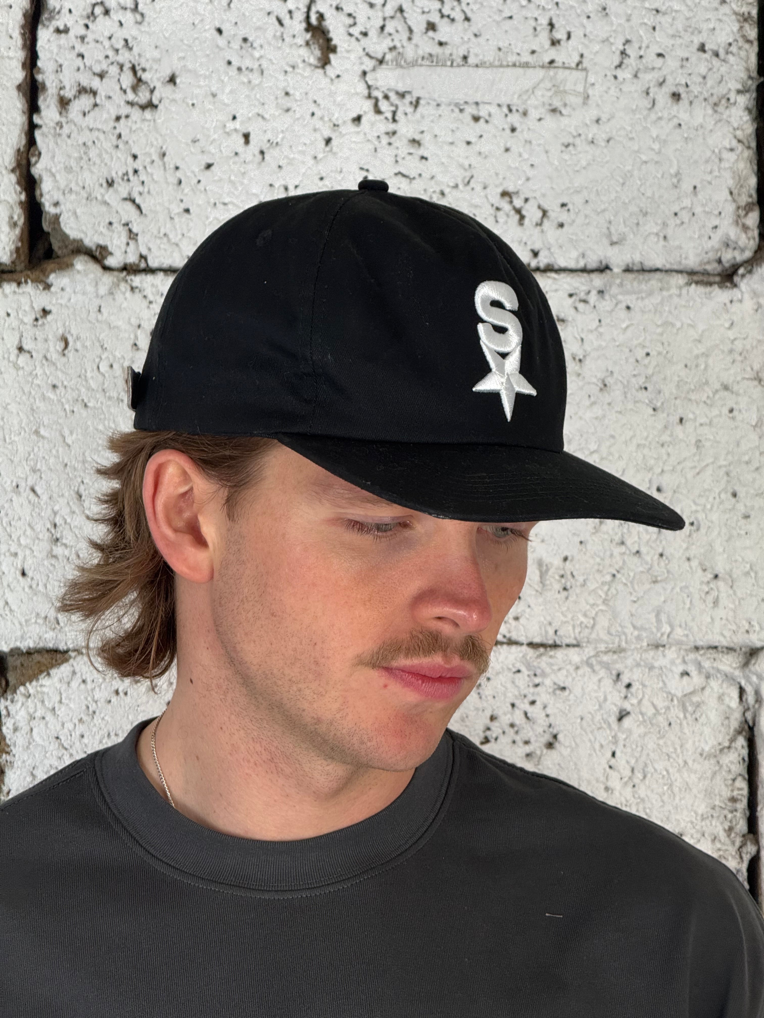 Star 6 Panel Cap (Black)